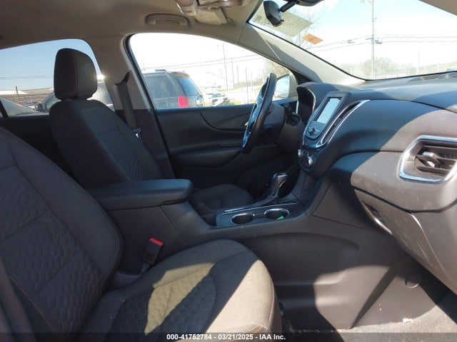 3GNAXUEV6KS539754 Chevrolet EQUINOX LT
