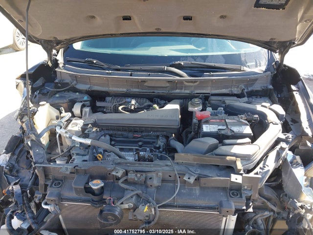 5N1AT2MV5HC825065 Nissan ROGUE SV
