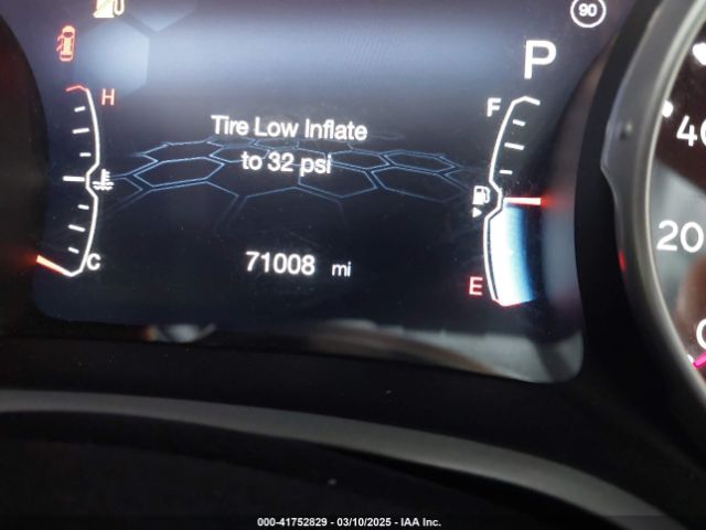 3C4NJDBB5JT259158 Jeep Compass Latitude 4x4