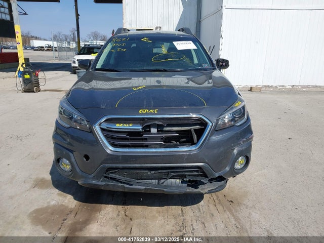 Subaru Outback 2.5i Premium 2018 4S4BSACC7J3341731 Image 12