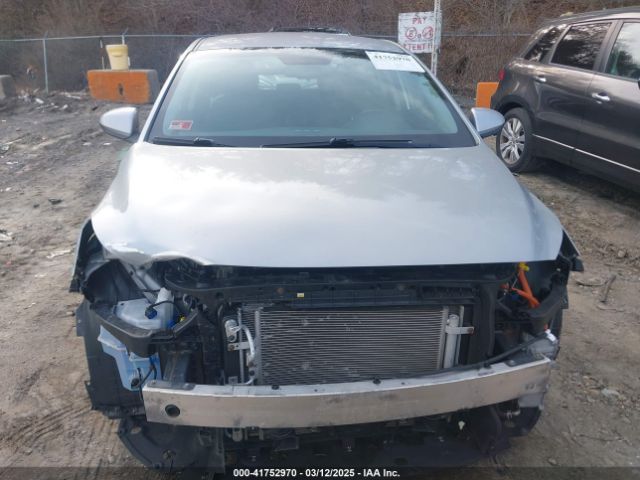 KMHC65LD6KU181846 Hyundai IONIQ PLUG-IN HYBRID