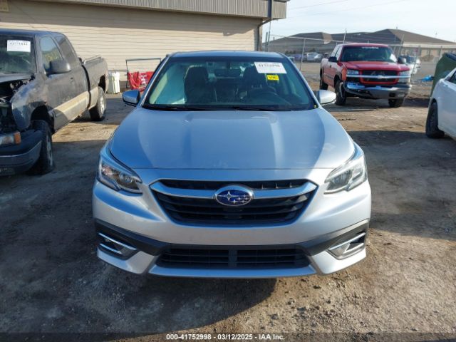 4S3BWAM62M3016121 Subaru Legacy Limited