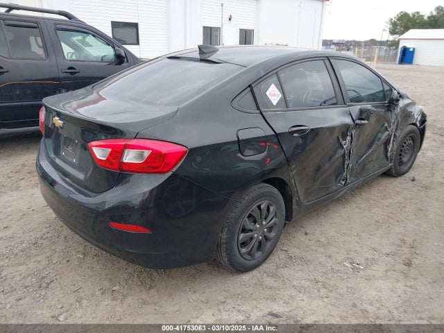 1G1BC5SM7J7154042 Chevrolet Cruze Ls Auto