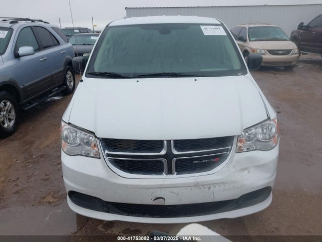 2C4RDGBG0KR727727 Dodge Grand Caravan Se