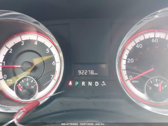 2C4RDGBG0KR727727 Dodge Grand Caravan Se