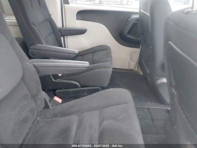 2C4RDGBG0KR727727 Dodge Grand Caravan Se