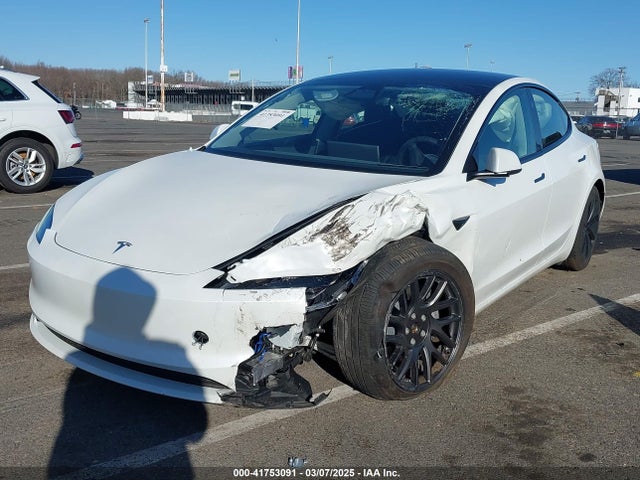 2025 TESLA MODEL 3 5YJ3E1EB3SF911796 Photo 1