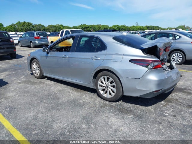 4T1R11AK8RU906022 Toyota CAMRY LE