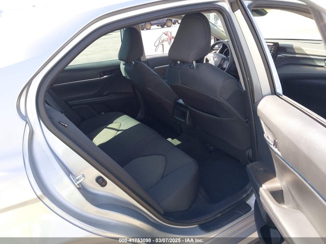 4T1R11AK8RU906022 Toyota CAMRY LE