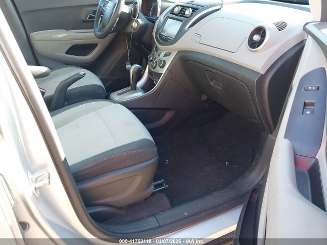 3GNCJLSB7GL162268 Chevrolet Trax Lt