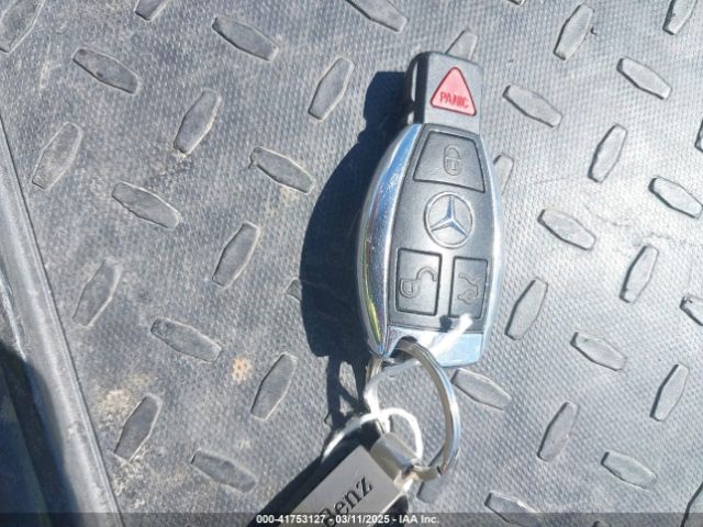 WDCTG4GB9FJ176484 Mercedes-Benz Gla 250 4matic