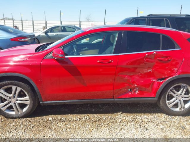 WDCTG4GB9FJ176484 Mercedes-Benz Gla 250 4matic