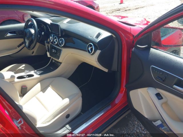 WDCTG4GB9FJ176484 Mercedes-Benz Gla 250 4matic