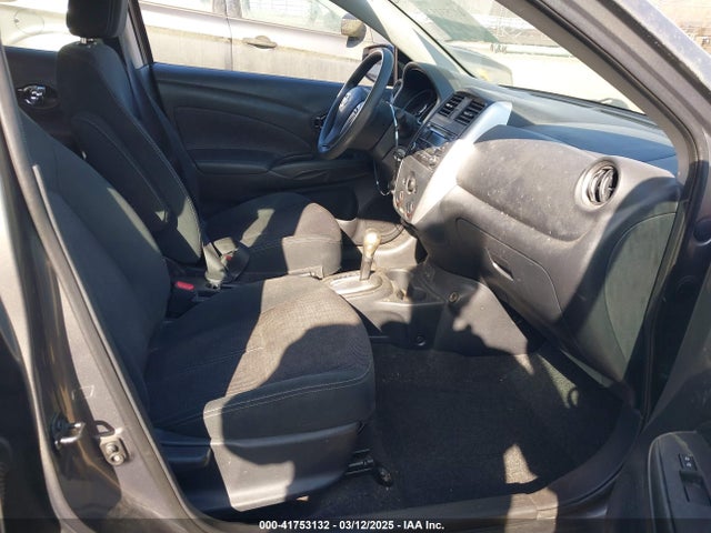 3N1CN7AP3HK436755 Nissan Versa 1.6 Sv