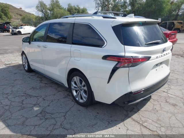 5TDERKEC0MS057523 Toyota Sienna Platinum