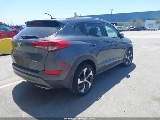 KM8J33A20GU140528 Hyundai Tucson Sport