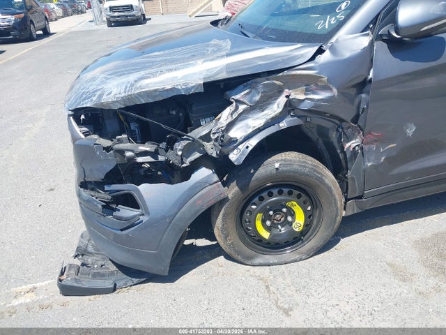 KM8J33A20GU140528 Hyundai Tucson Sport