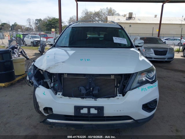 5N1DR2MN6JC679146 Nissan Pathfinder S