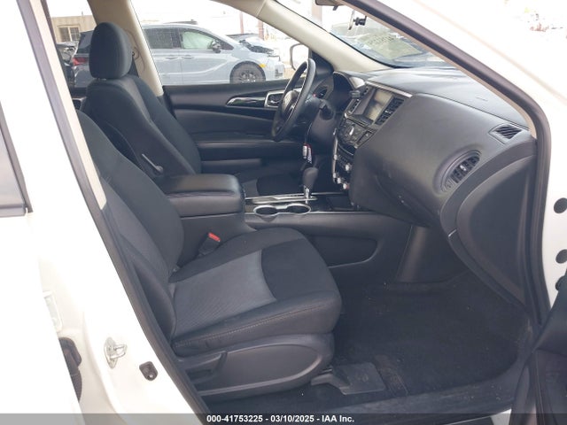5N1DR2MN6JC679146 Nissan Pathfinder S