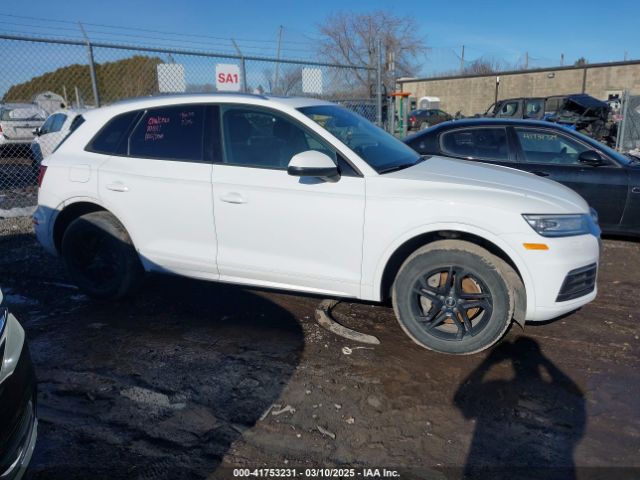 WA1ANAFY6J2077898 Audi Q5 2.0t Premium/2.0t Tech Premium