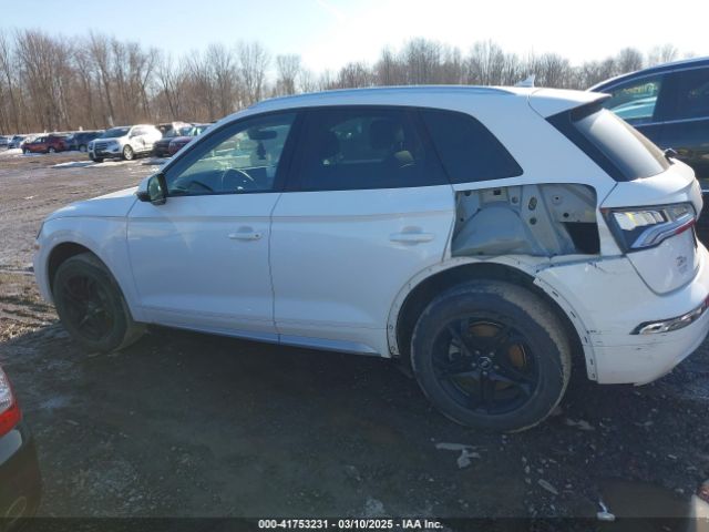 WA1ANAFY6J2077898 Audi Q5 2.0t Premium/2.0t Tech Premium