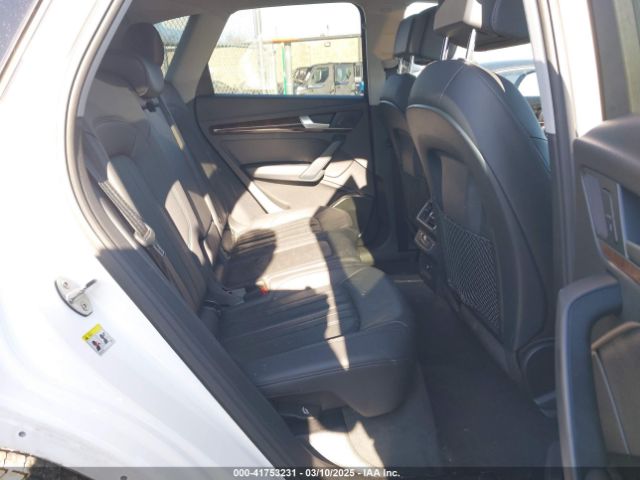 WA1ANAFY6J2077898 Audi Q5 2.0t Premium/2.0t Tech Premium
