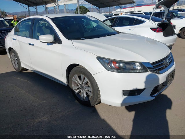 Honda k24w1 2014 1HGCR2F30EA075090 Image 13
