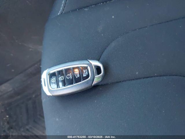 KMHLS4AG5PU389002 Hyundai ELANTRA SEL