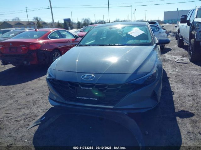 KMHLS4AG5PU389002 Hyundai ELANTRA SEL