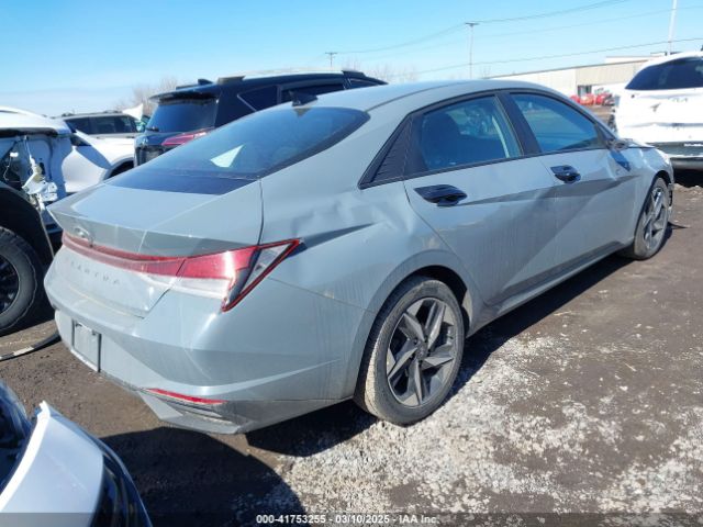 KMHLS4AG5PU389002 Hyundai ELANTRA SEL