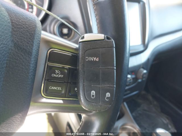 3C4PDDGG5JT371074 Dodge Journey Crossroad Awd