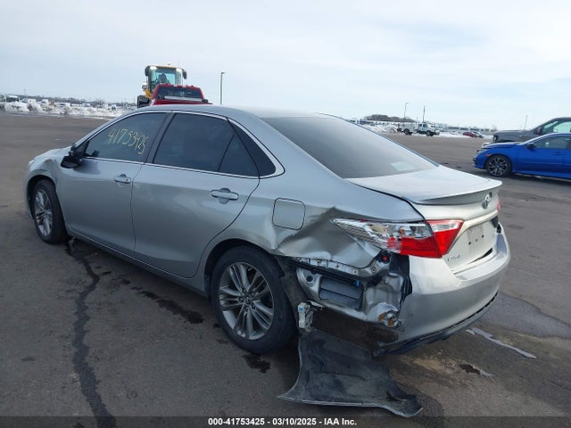 4T1BF1FKXHU681094 Toyota CAMRY SE