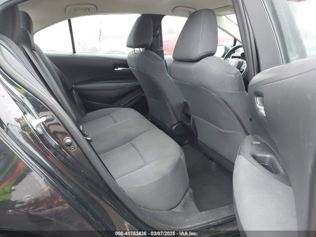 5YFEPRAEXLP026261 Toyota COROLLA LE