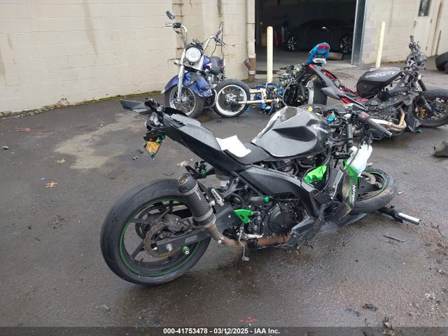 JKAEXKH12PDAN4992 Kawasaki Ninja 400