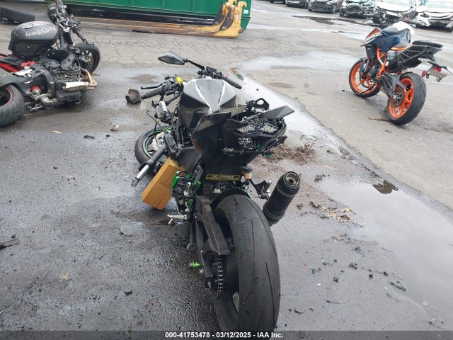 JKAEXKH12PDAN4992 Kawasaki Ninja 400