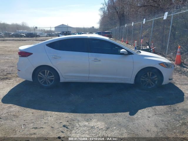 5NPD84LF8JH214501 Hyundai ELANTRA SEL