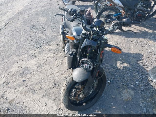 2019 INDIAN MOTORCYCLE CO. FTR 56KRTA221K3151136 Photo 4