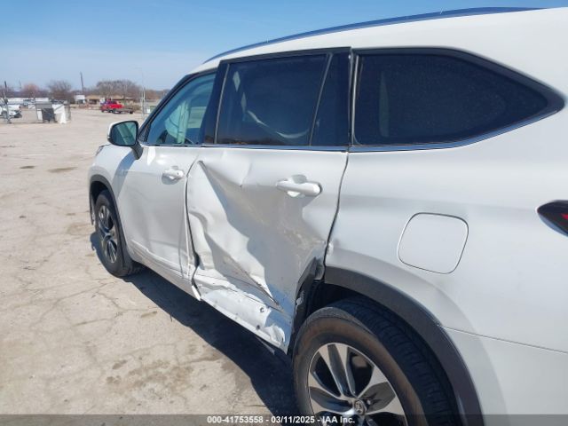 5TDGZRBH3LS504071 Toyota Highlander Xle
