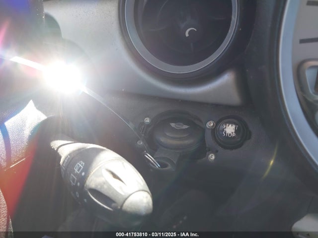 2007 MINI COOPER WMWMF33537TU60428 Photo 10