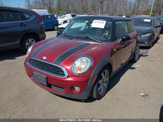 2007 MINI COOPER WMWMF33537TU60428 Photo 1