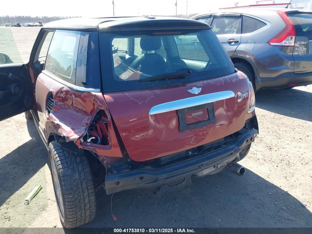 2007 MINI COOPER WMWMF33537TU60428 Photo 5