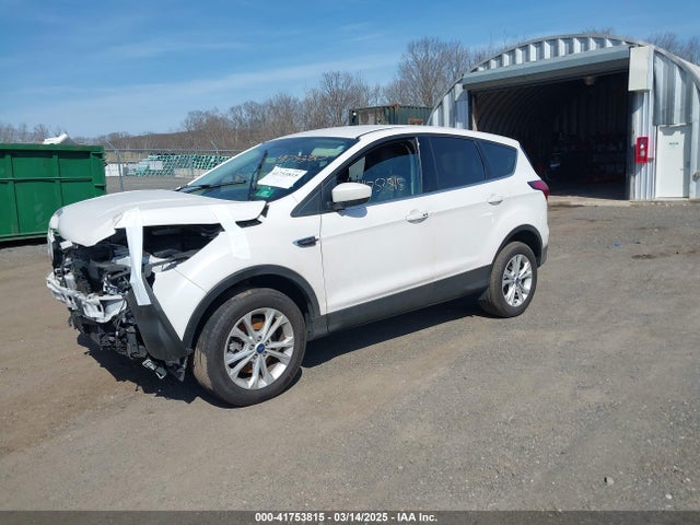 1FMCU9GDXKUA09200 Ford ESCAPE SE