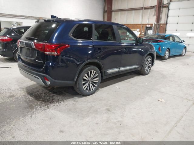2019 MITSUBISHI OUTLANDER JA4AZ3A37KZ052836 Photo 3