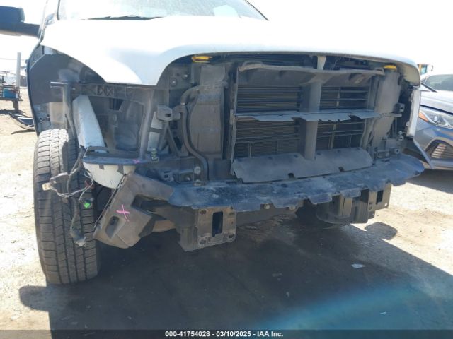 3C6JR6DG5PG550876 RAM 1500 Classic Tradesman  4x2 8' Box
