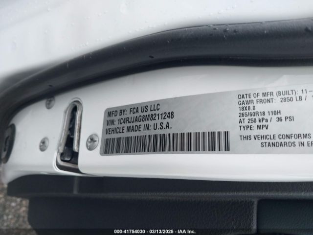 1C4RJJAG8M8211248 Jeep Grand Cherokee L Laredo 4x2