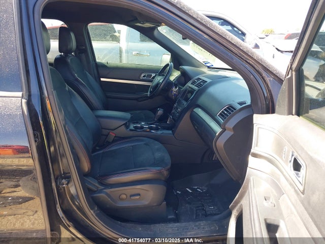 1FM5K7D81KGA88345 Ford EXPLORER XLT