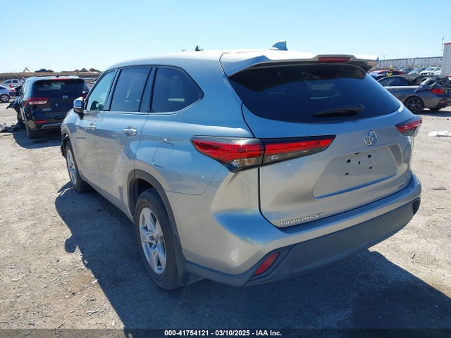 5TDBZRBH0MS110393 Toyota Highlander Le