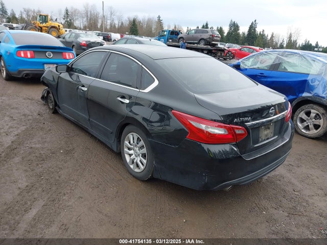 1N4AL3AP3JC124097 Nissan Altima 2.5 S