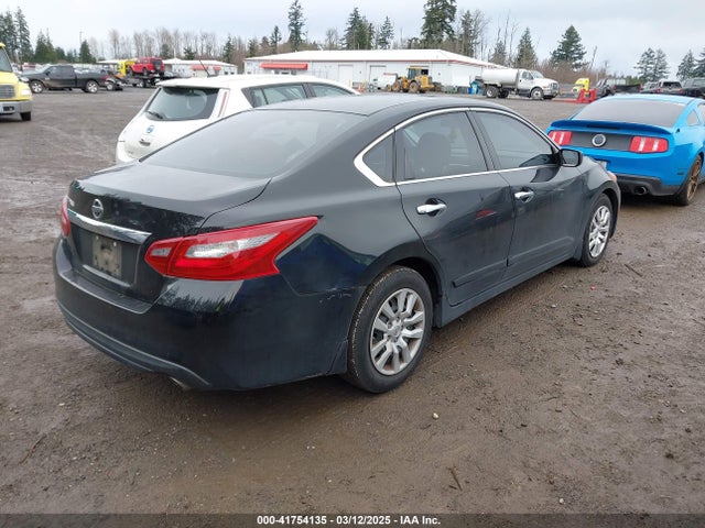 1N4AL3AP3JC124097 Nissan Altima 2.5 S
