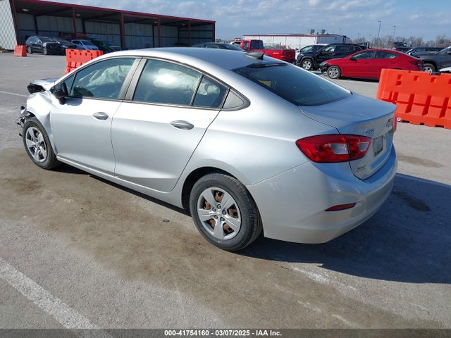 1G1BC5SMXJ7131242 Chevrolet Cruze Ls Auto